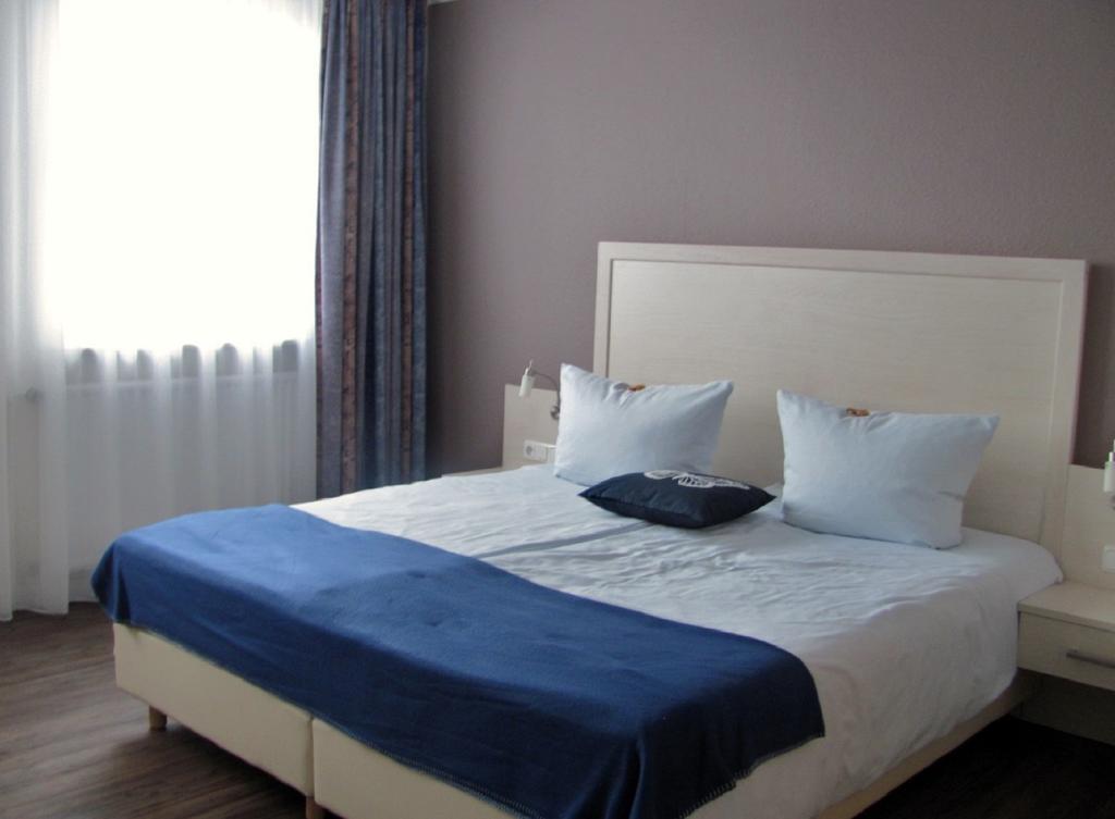 Landhotel Alte Schule - Hotel Garni Schillig Szoba fotó