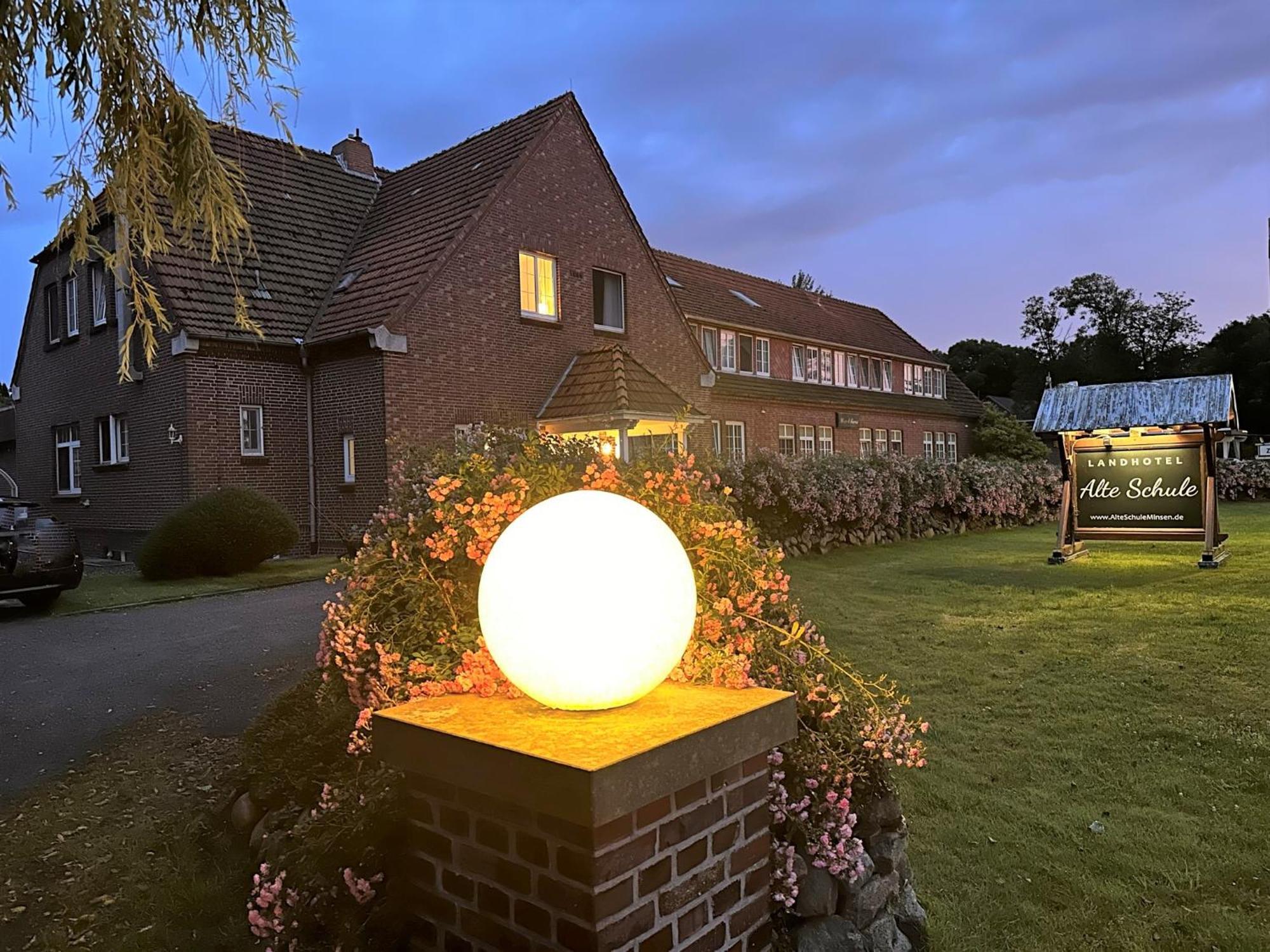 Landhotel Alte Schule - Hotel Garni Schillig Kültér fotó